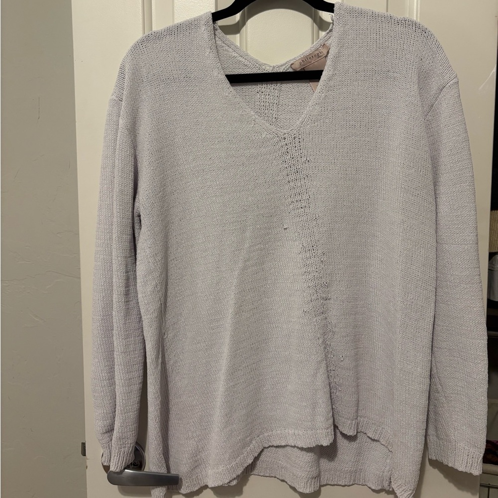 White knit sweater (bundle item🩵)